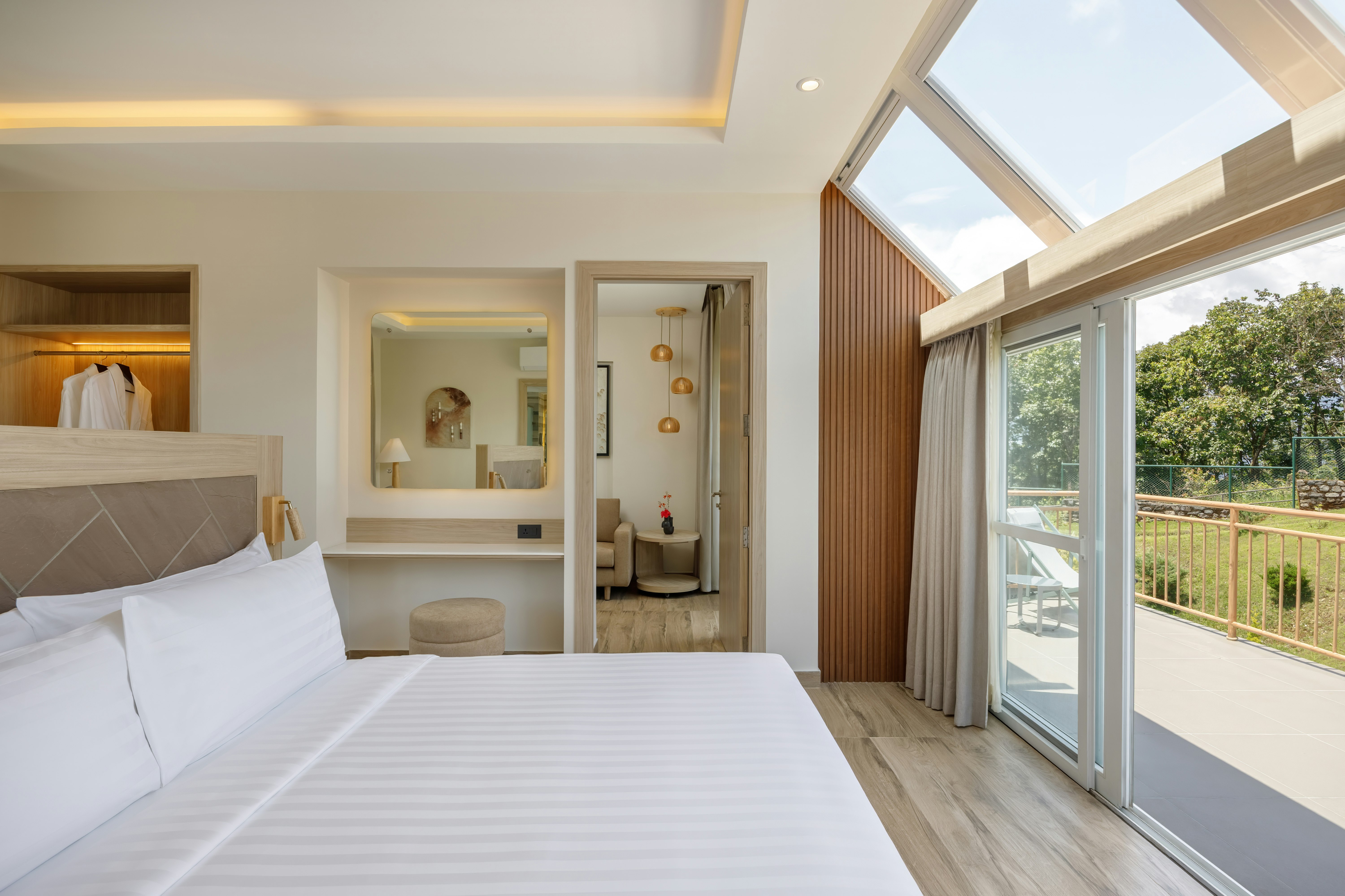 Himalayan Hideaway Resort Pokhara, The Centara Collection 14/62