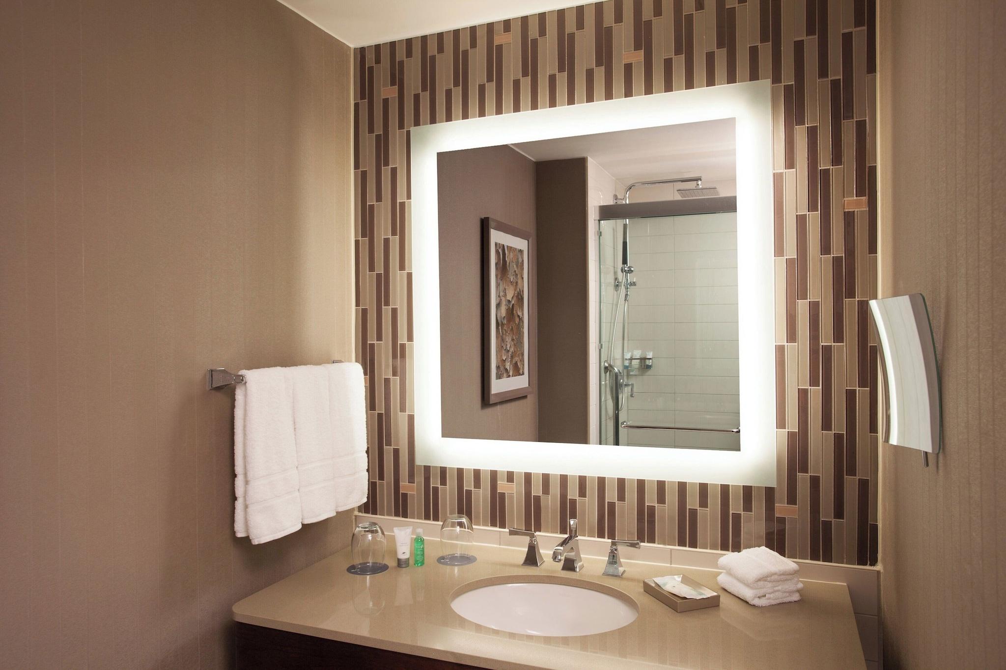 غرفة رباعية بسريرين كوين، The Westin Peachtree Plaza Atlanta 2/4