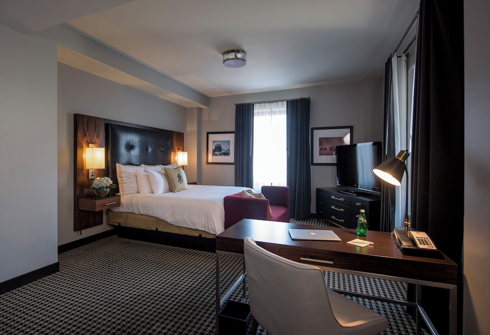 The Mayo Hotel 23/60