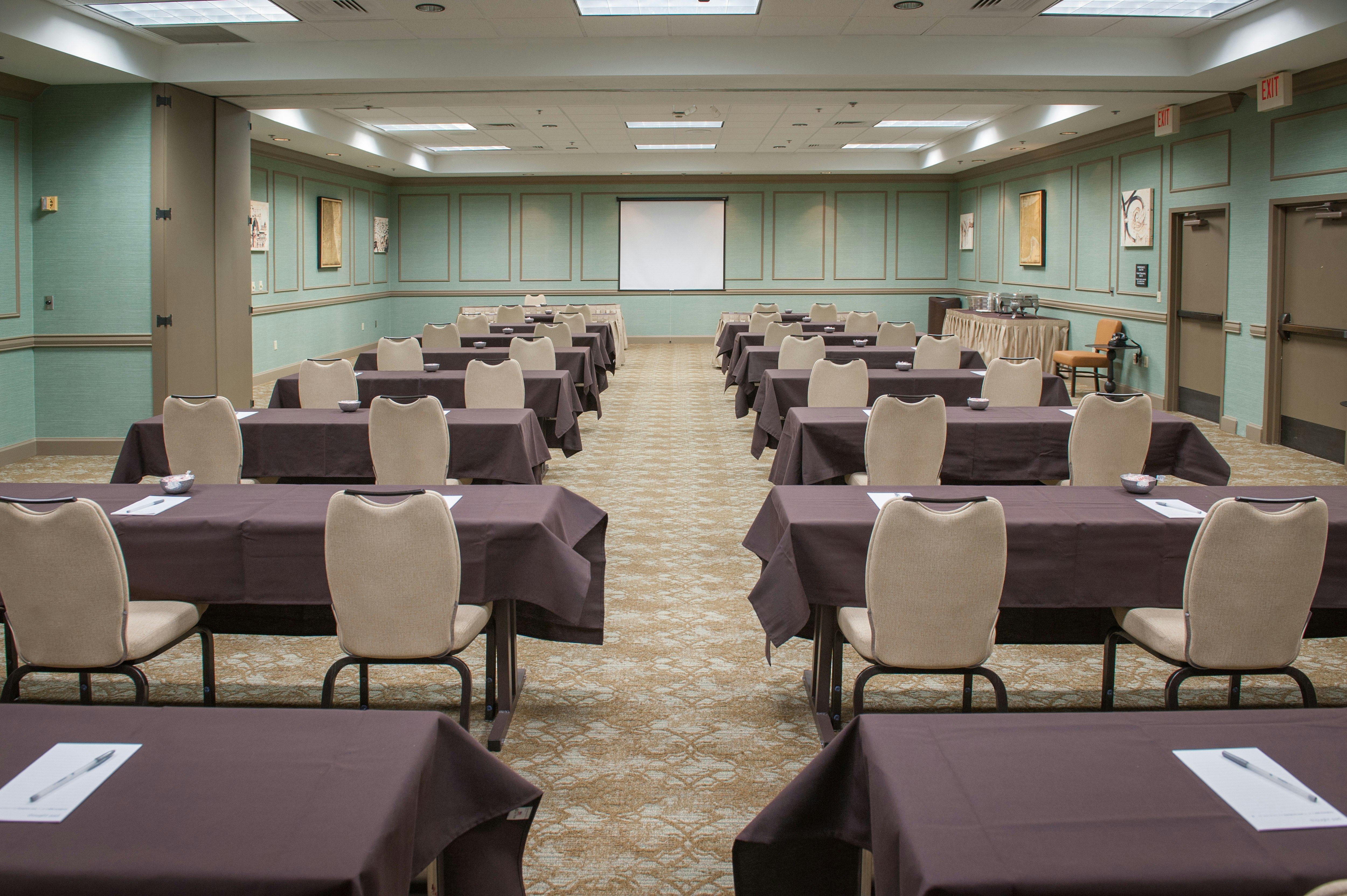Hampton Inn & Suites New Orleans-Elmwood/Clearview Parkway Area 28/44