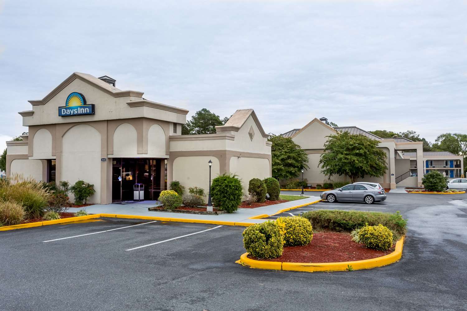 Days Inn by Wyndham Salisbury 24/26