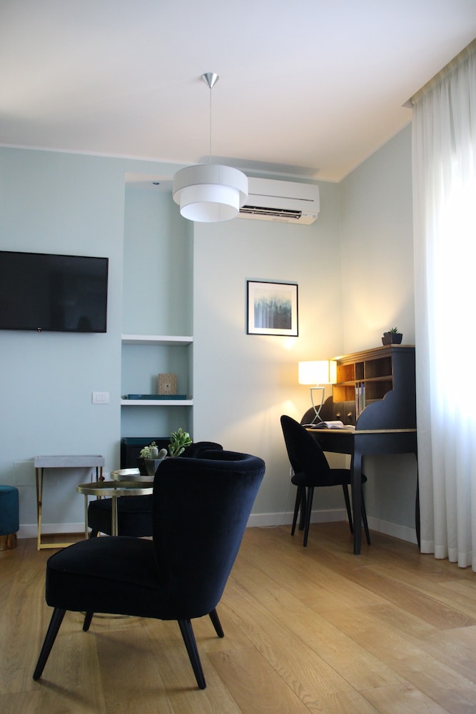 Fenix Hotel 48/69