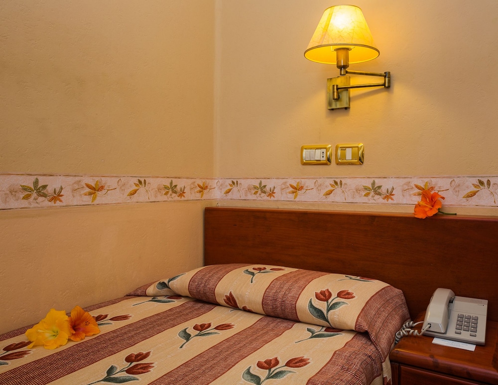 Monopol Hotel Tenerife 20/53