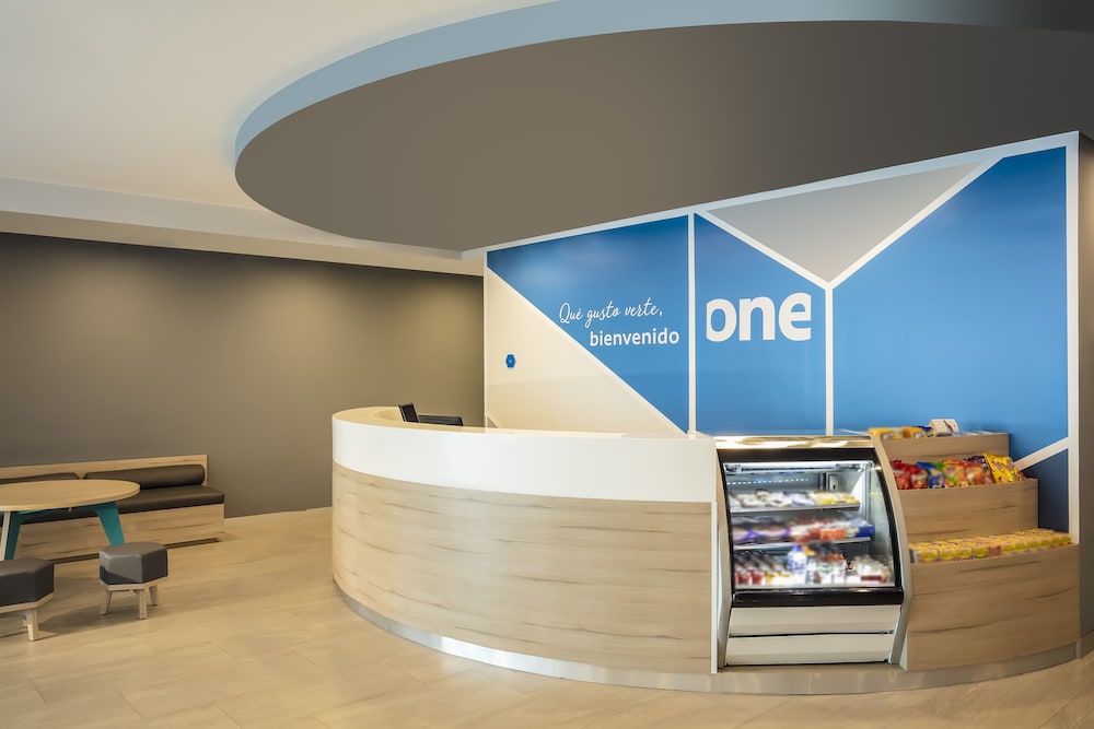 One Monterrey Tecnologico 7/50