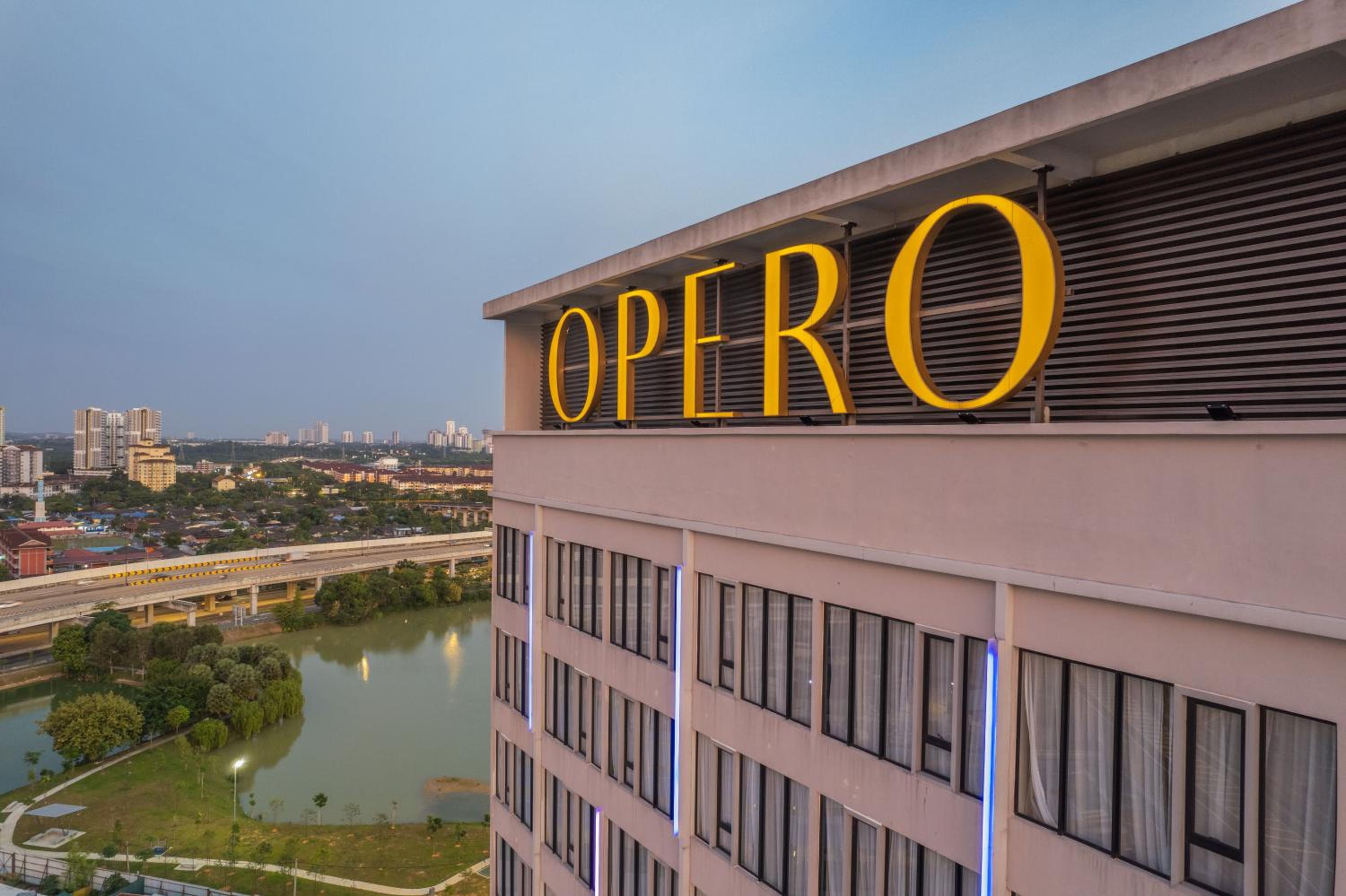Opero Hotel Southkey 8/69