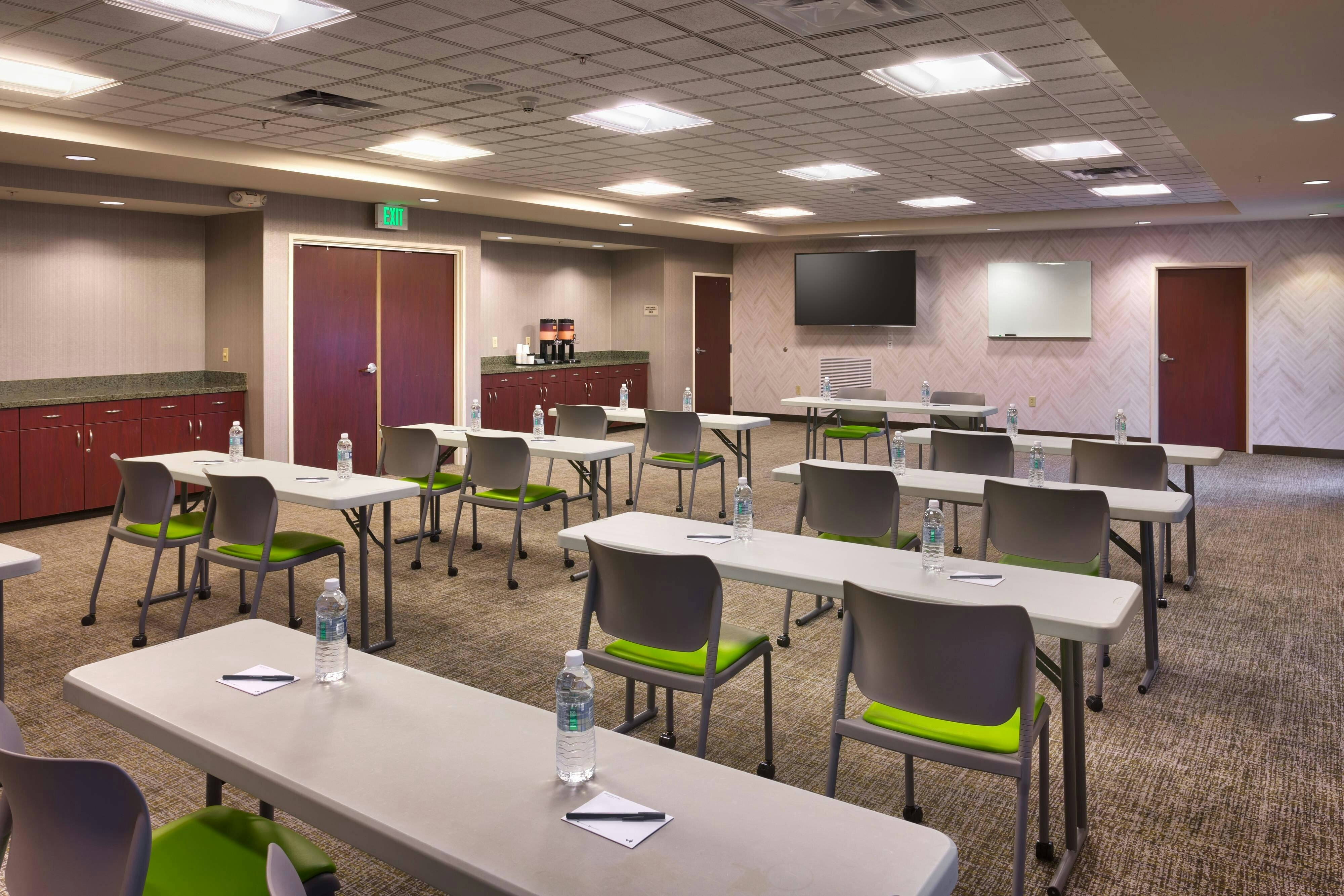 Springhill Suites by Marriott Thatcher 10/15