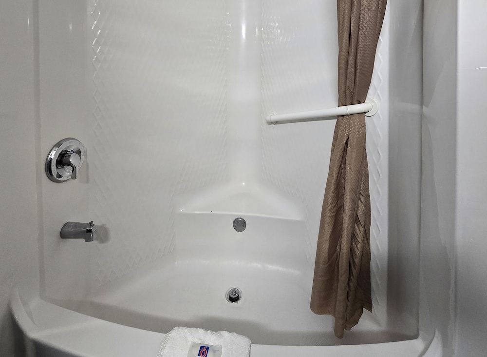 Motel6 Joliet, IL - Chicago - I-55 57/57
