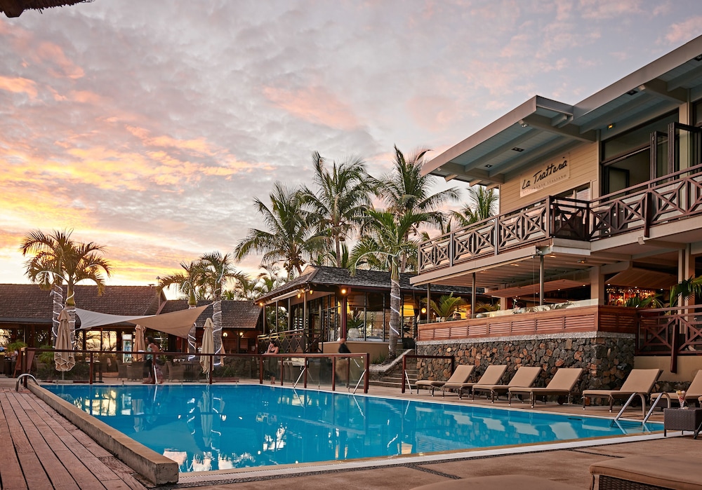 Iloha Seaview Hotel 5/68
