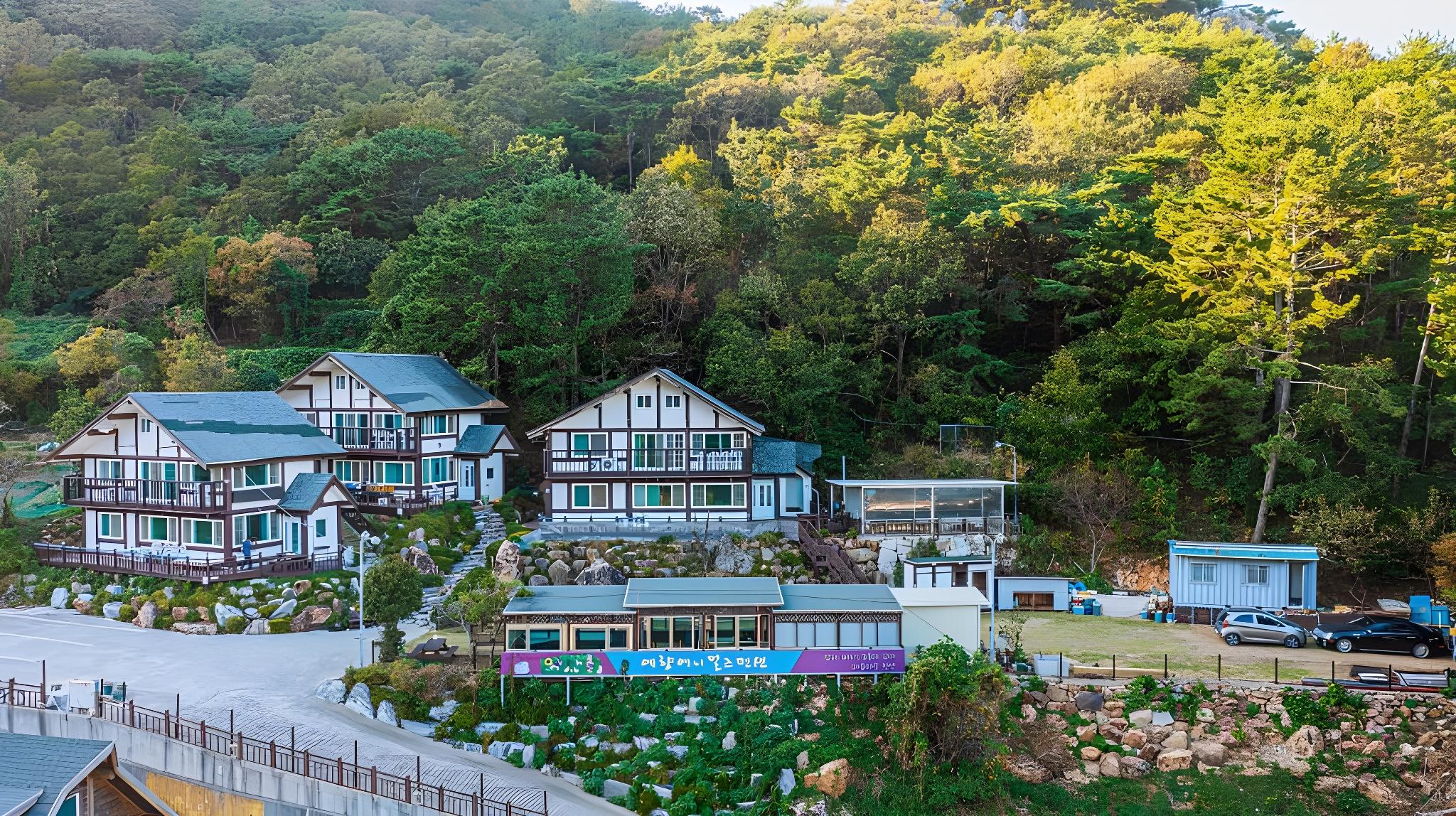 Tongyeong Ye Hyang Pension 26/29