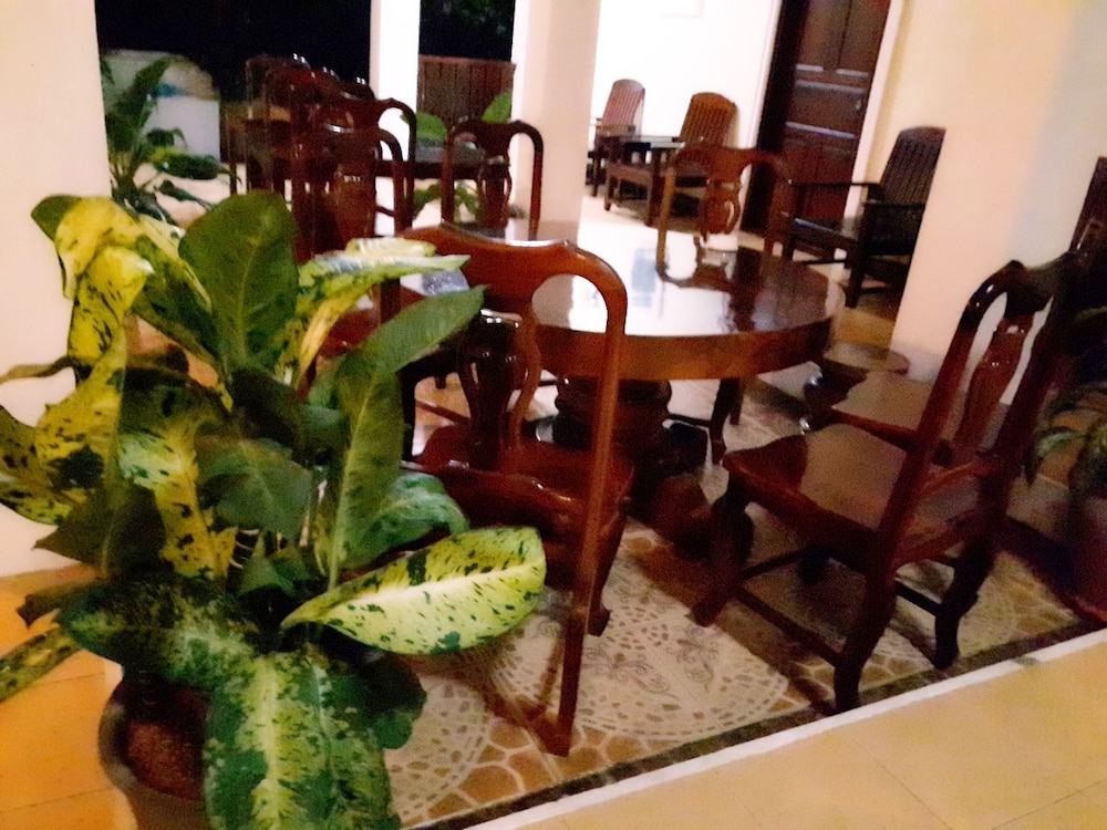 Phonepraseuth Guesthouse 60/69