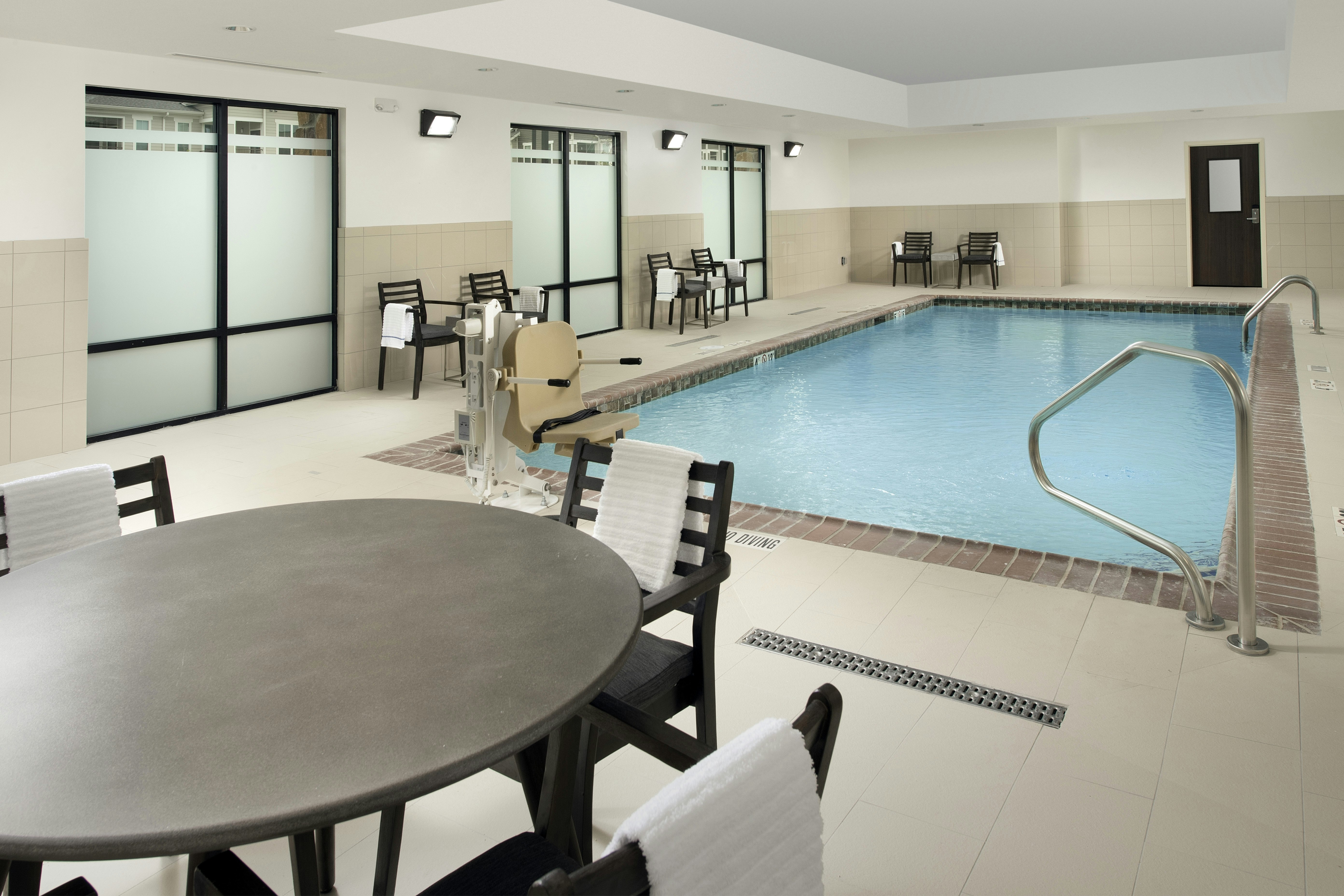 Hampton Inn & Suites San Antonio Lackland Afb Seaworld 17/36