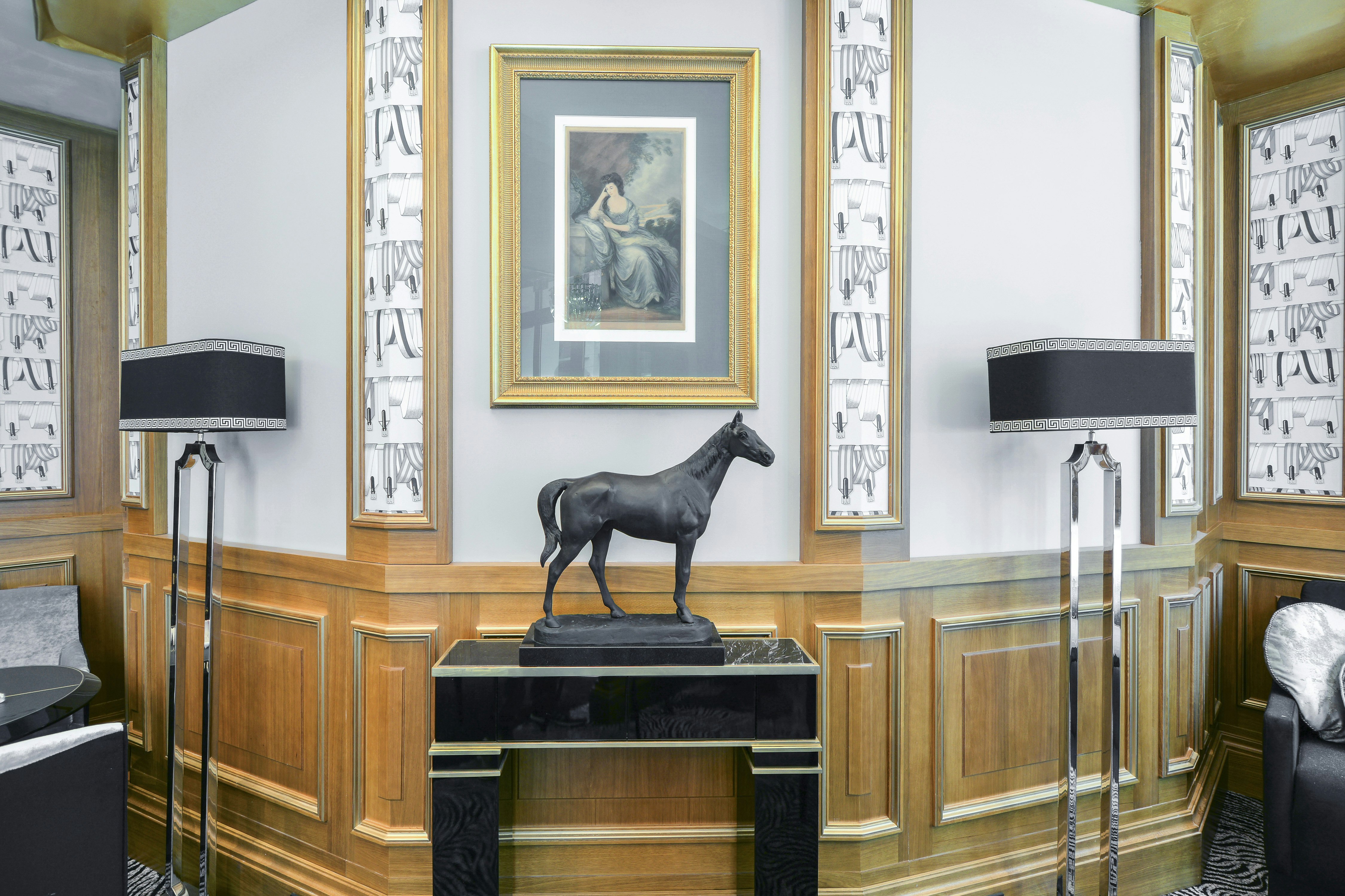 Maison Astor Paris Curio Collection By Hilton 9/43