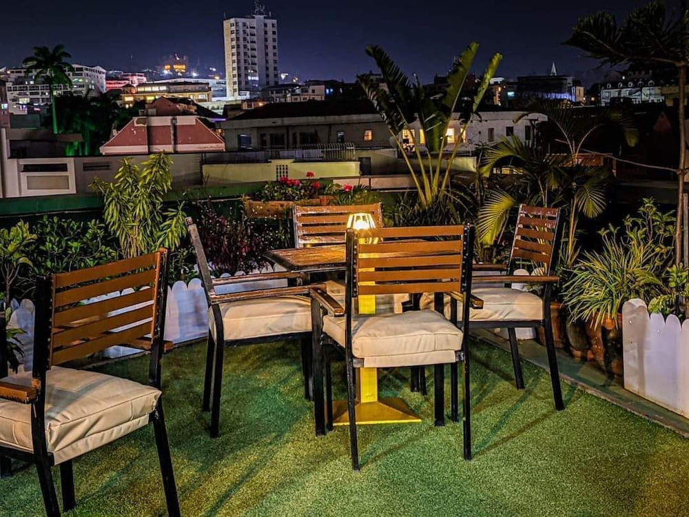 Central Hotel Tana 28/35