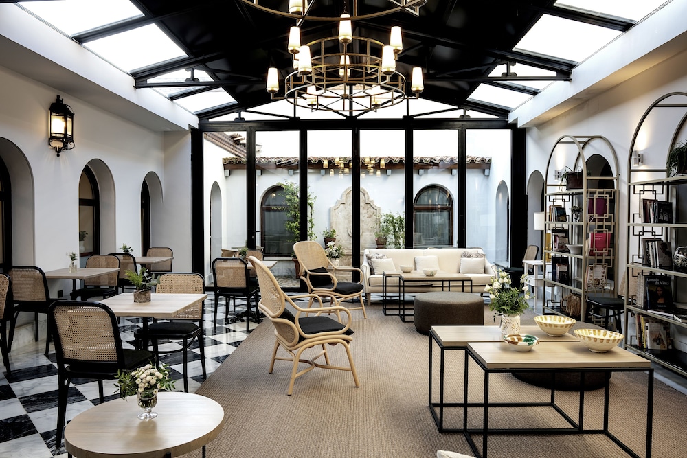 Hospes Palacio de Arenales Spa 61/68