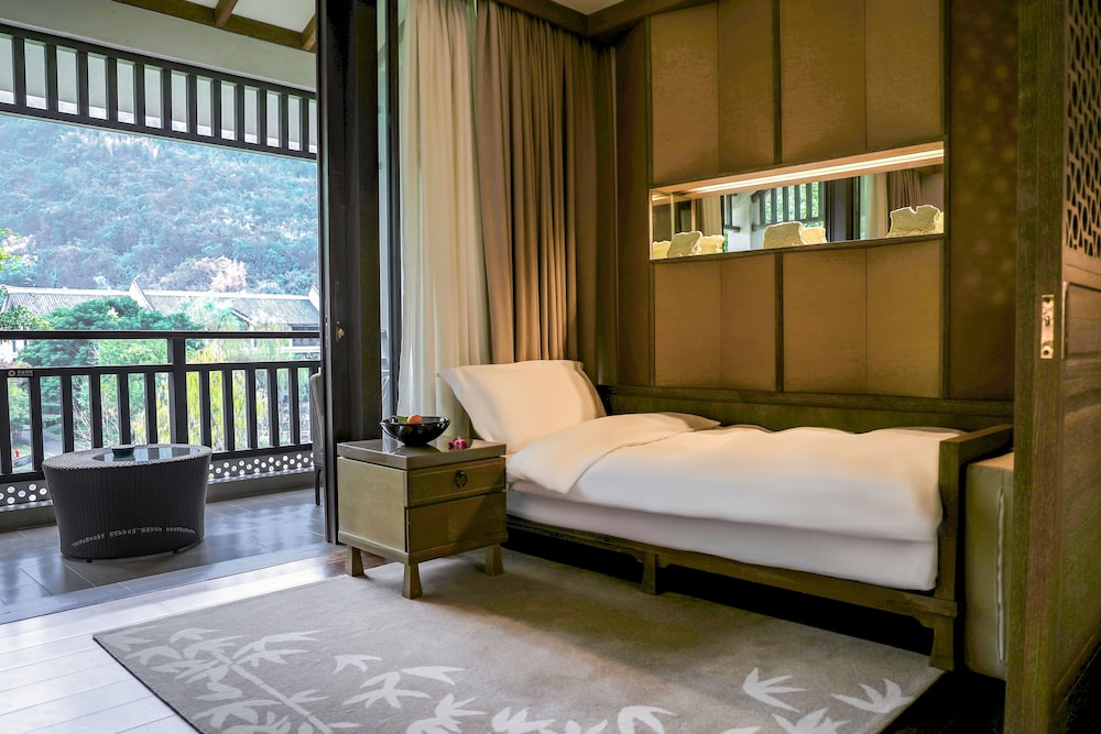 Banyan Tree Yangshuo 16/50