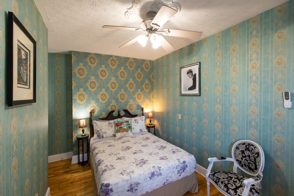 Prince Street Suites 15/50