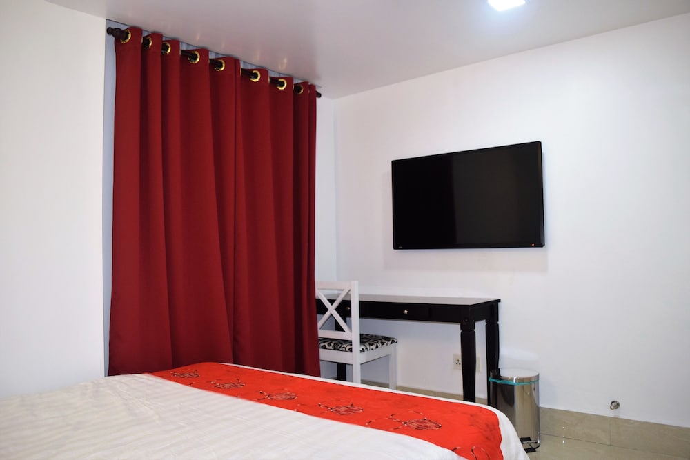 S Rose Hotel 32/39