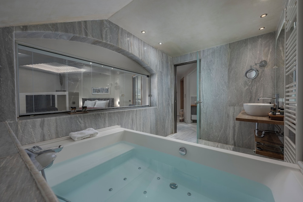 Valeni Boutique Hotel 19/48