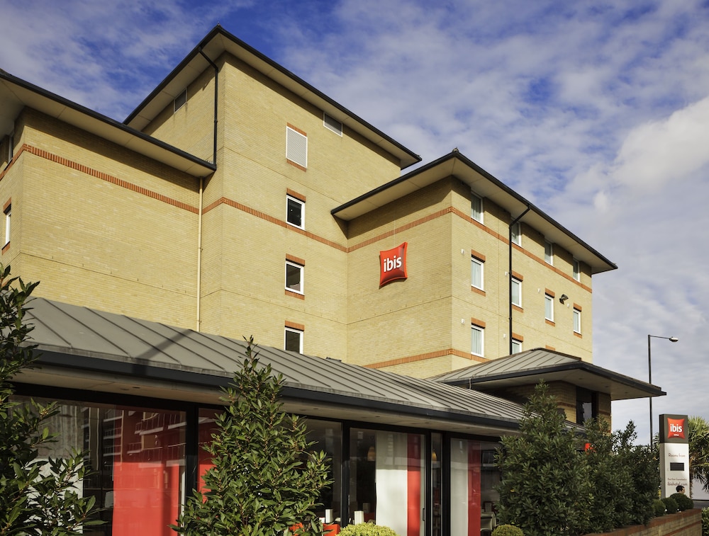 ibis London Docklands Canary Wharf 8/59