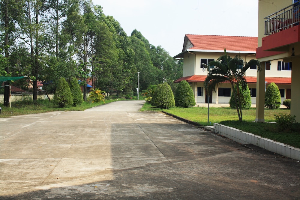 Don Bosco Hotel School 49/60
