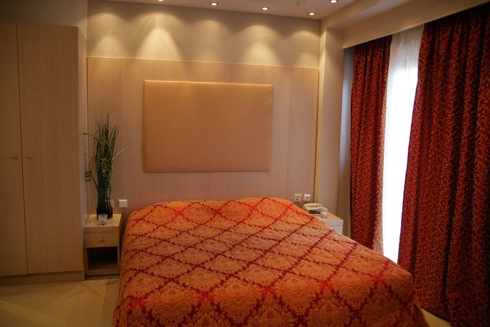 Four Seasons Skg Thessaloniki 38/80