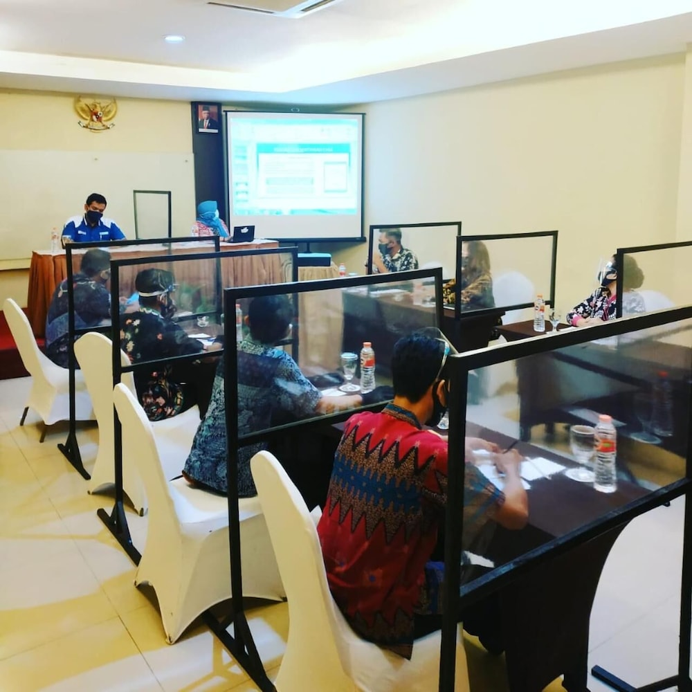 Hotel Marlin Pekalongan by Dafam Hotels 61/69
