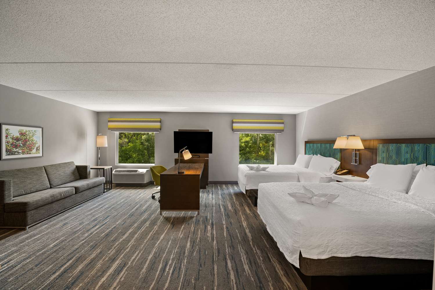 Studio, Suite, 2 Queen Beds, Sofa