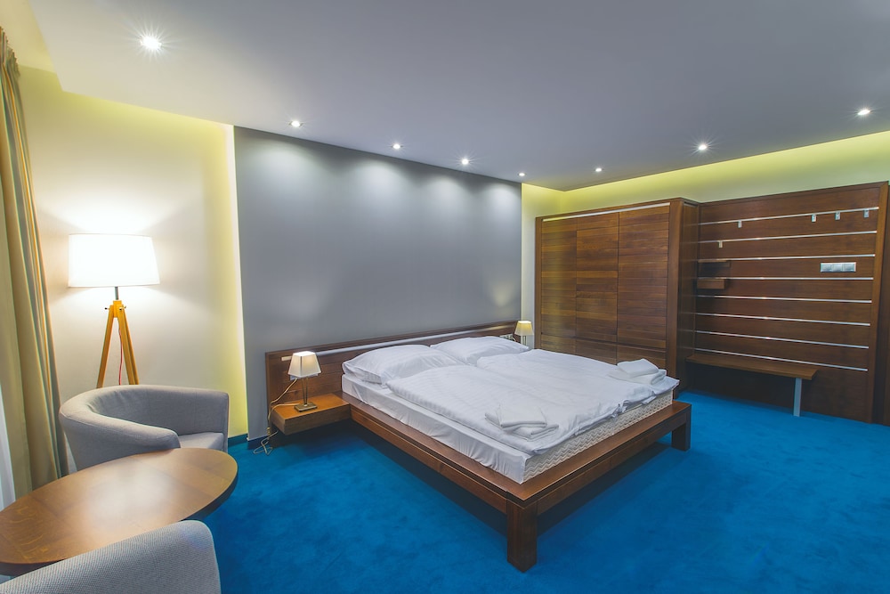 Arkada Hotel 21/56