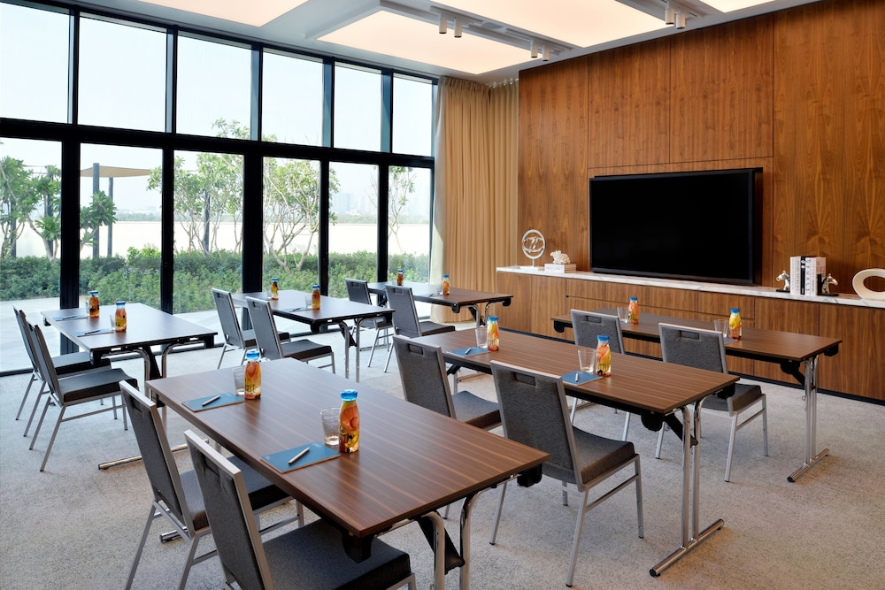 Vida Emirates Hills 41/51