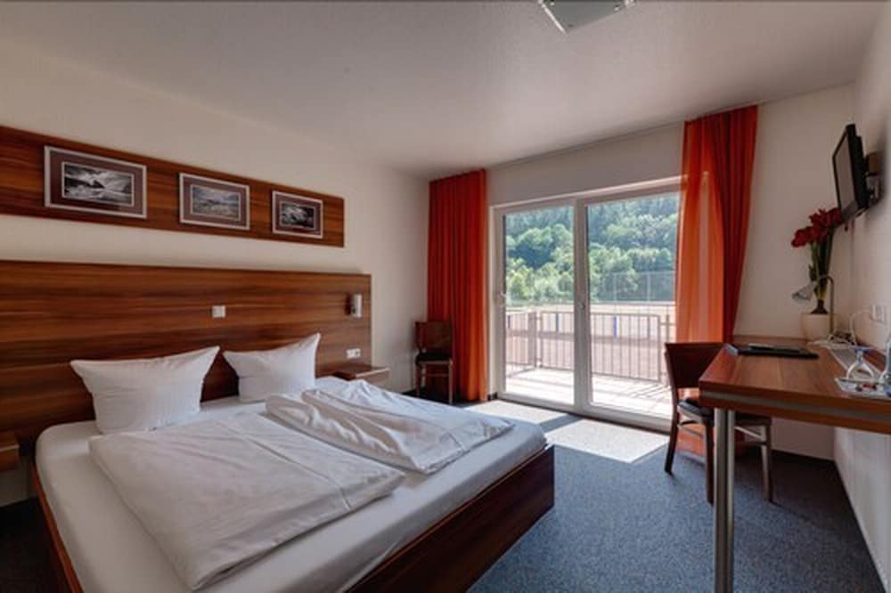 Hotel Neckartal 12/34