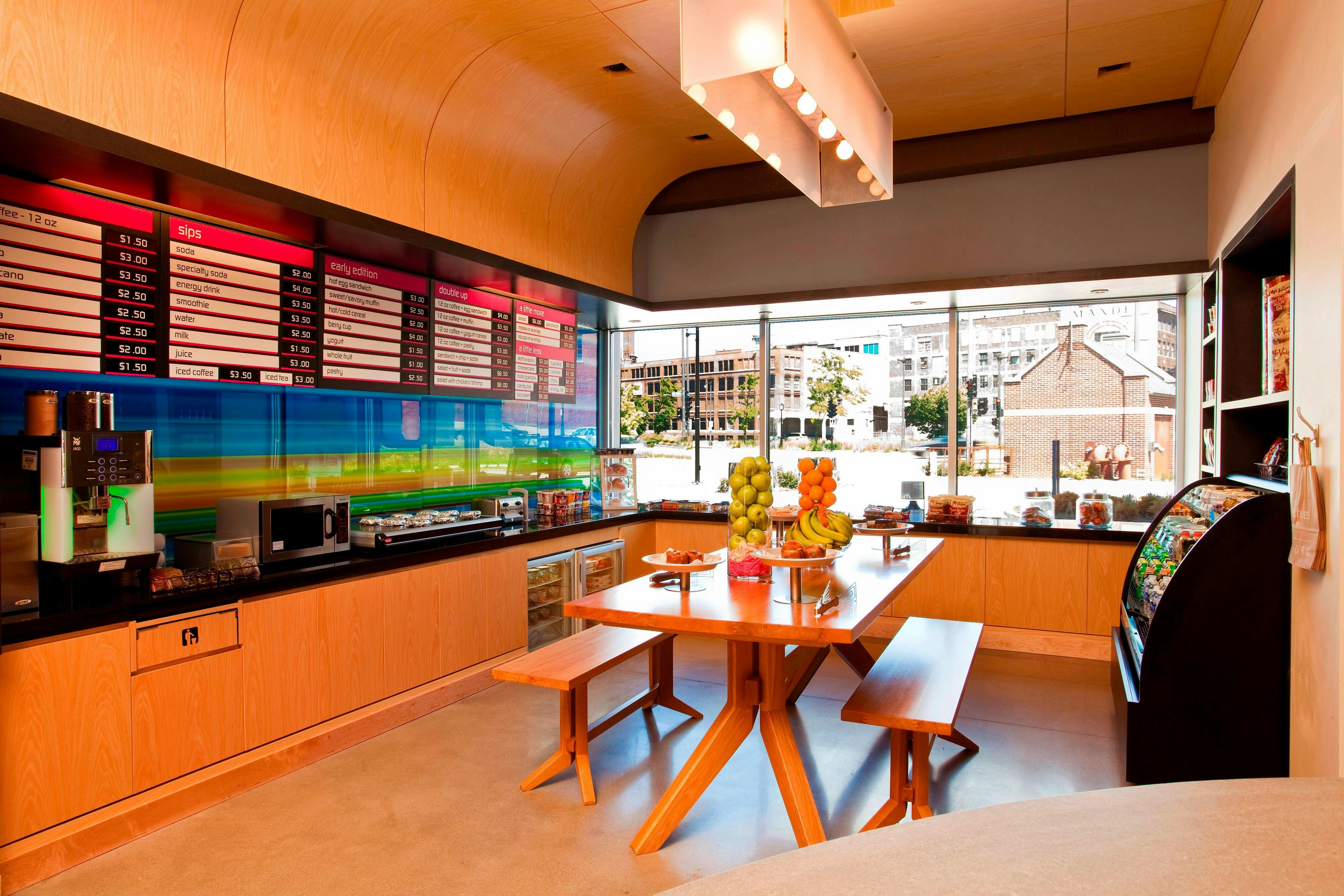 Aloft Milwaukee Downtown 36/43