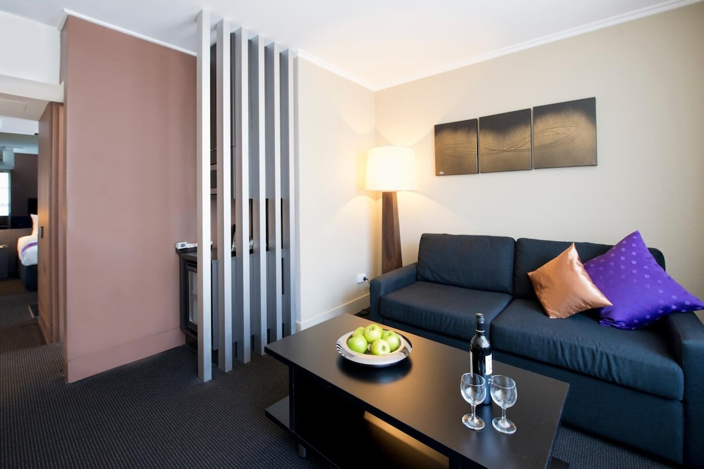 Park Regis City Centre 65/80