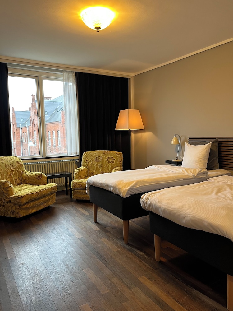 Standard, Twin Beds, Grand Wing