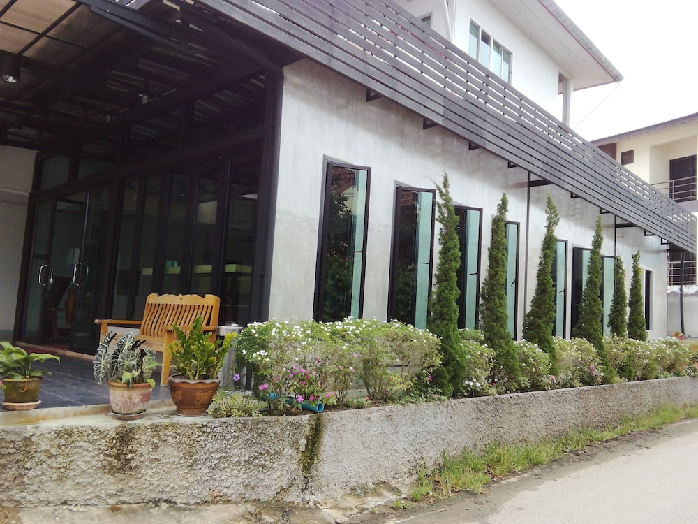 Kasarin Court 2/25