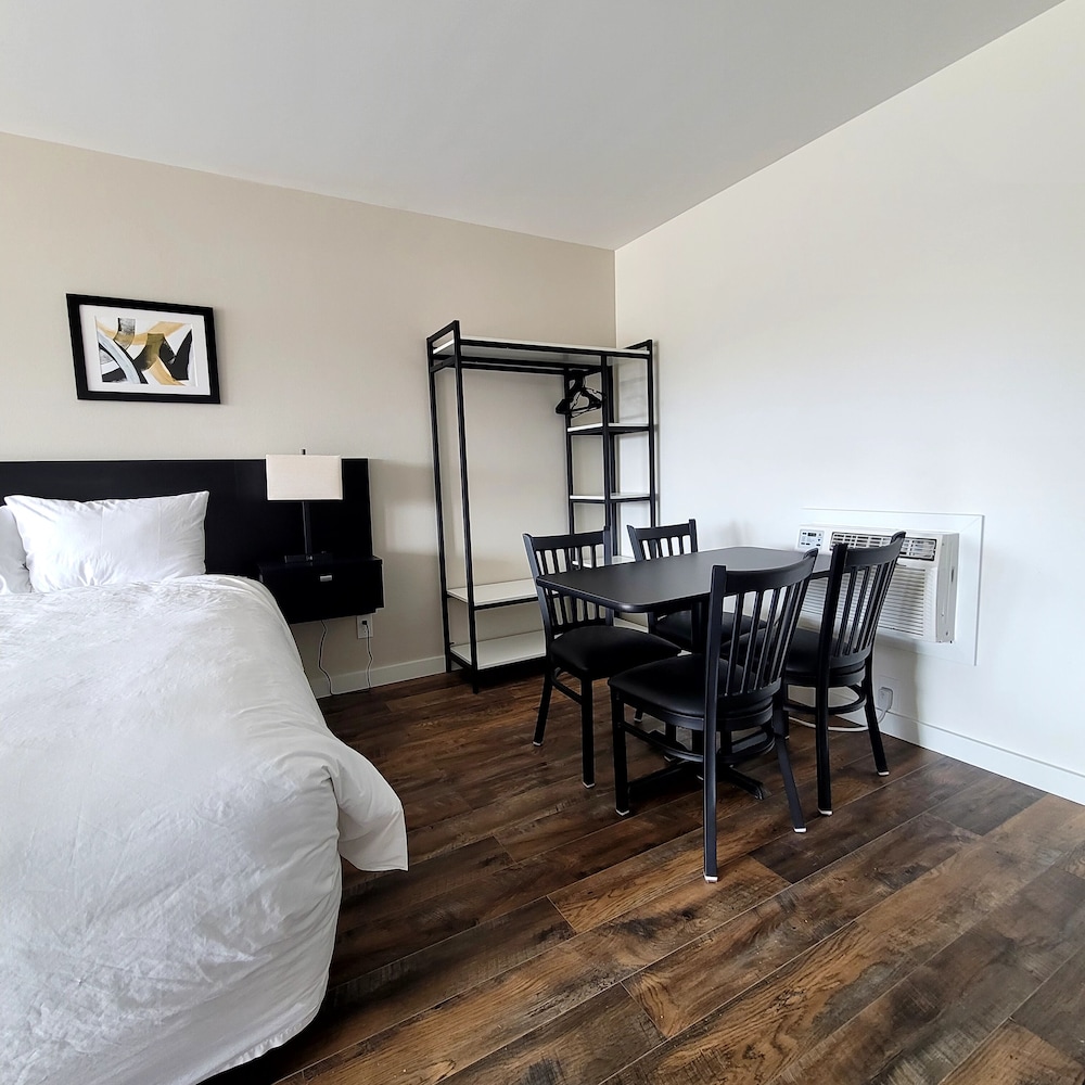 Richland Inn And Suites 14/32