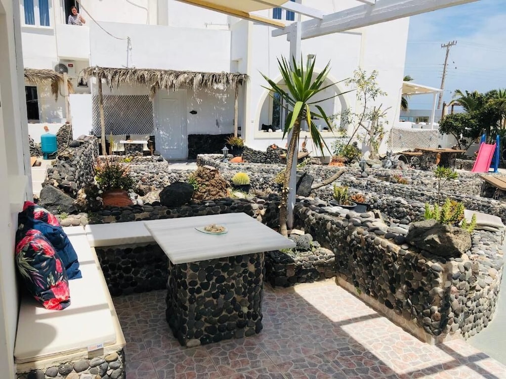 Pension Livadaros 45/71