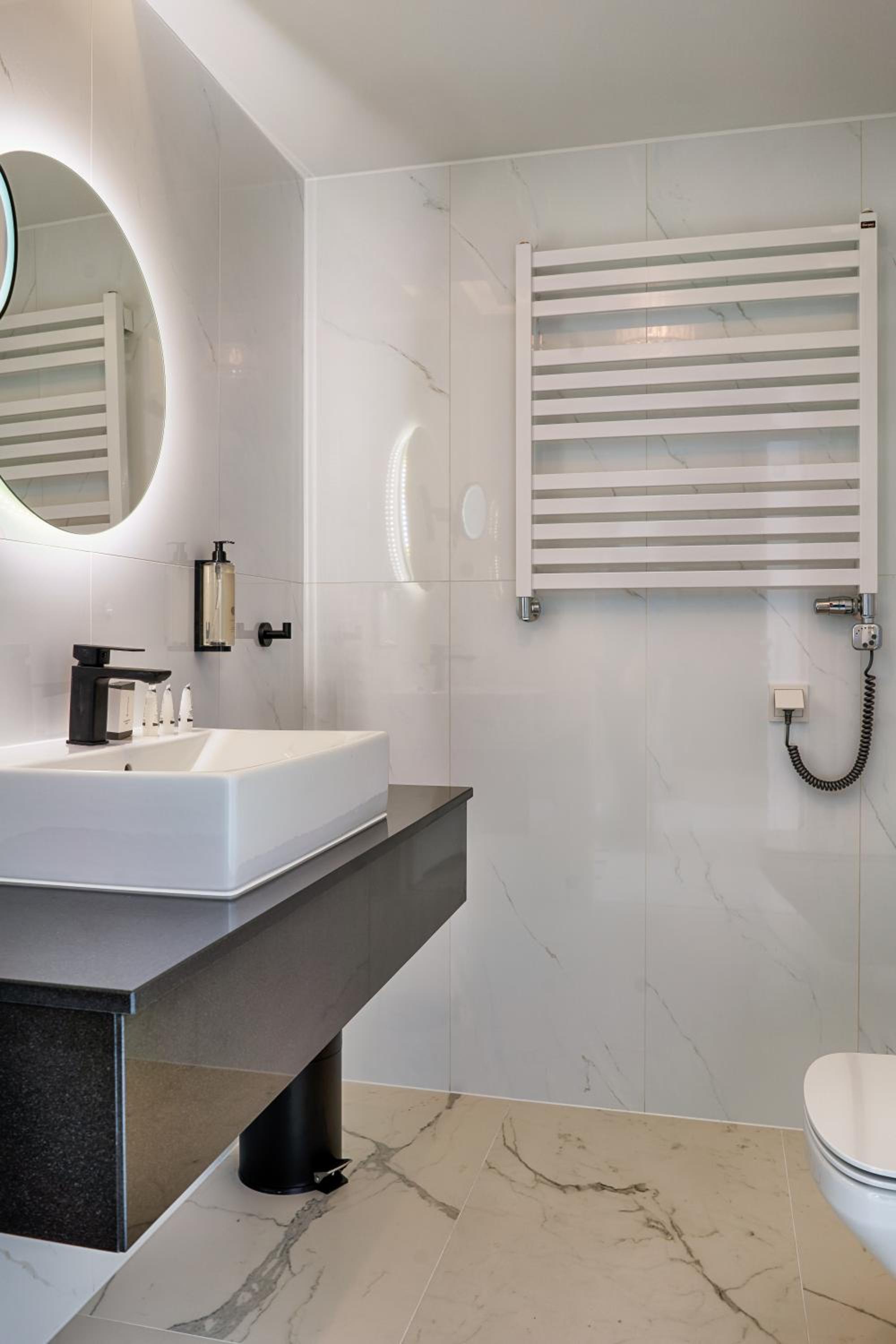 شقة، Grand Focus Hotel Szczecin 10/10