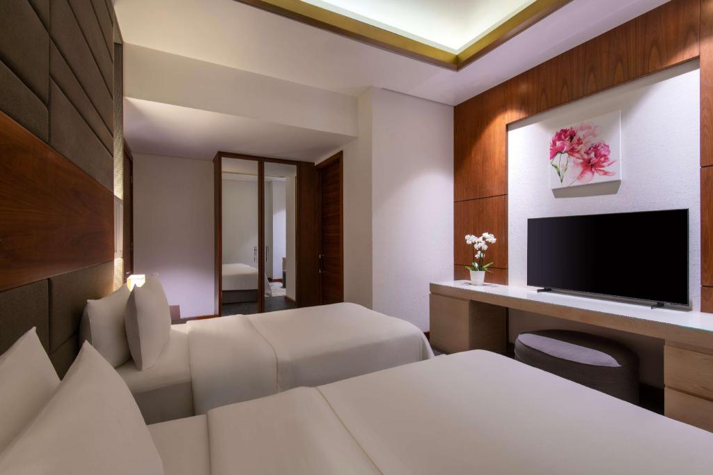 2 Bedrooms, Pool, Family, Villa, Twin Beds, King Bed, Club Lounge Access