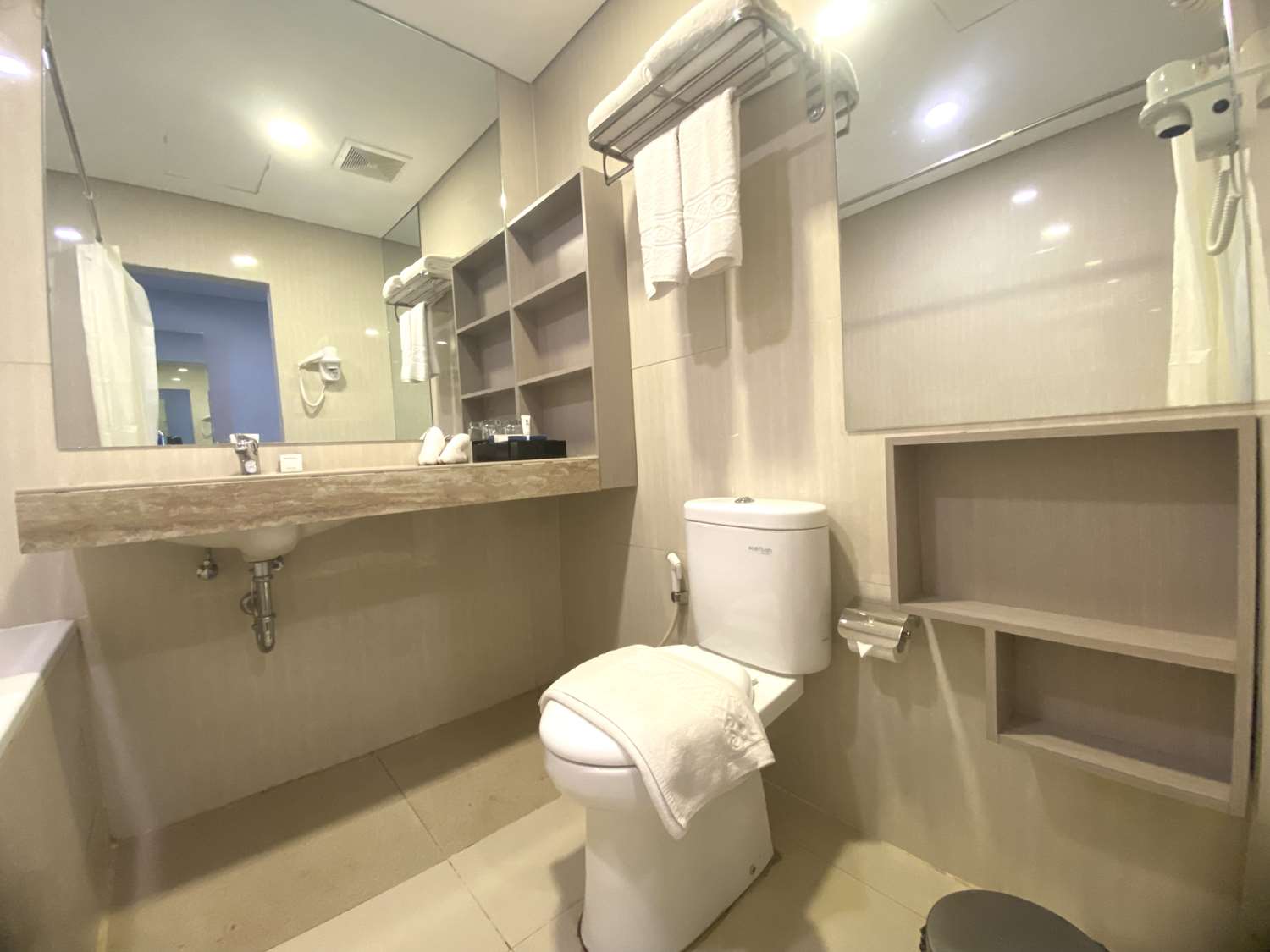 Best Western Batang Garing 48/49