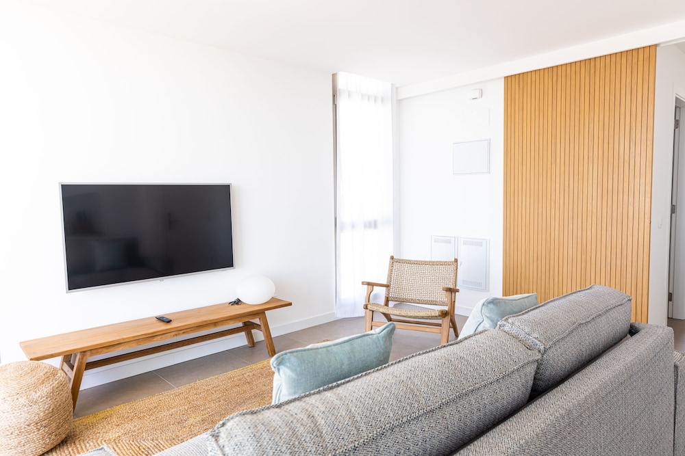 Nivaria Beach Apartments and Villas 37/66