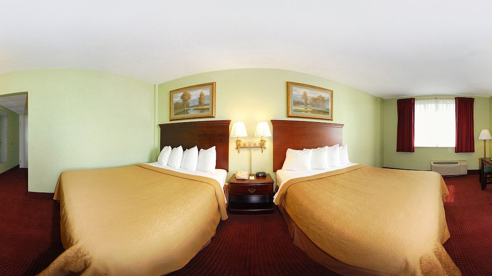Quality Inn & Conference Center Franklin Downtown PA 35/49