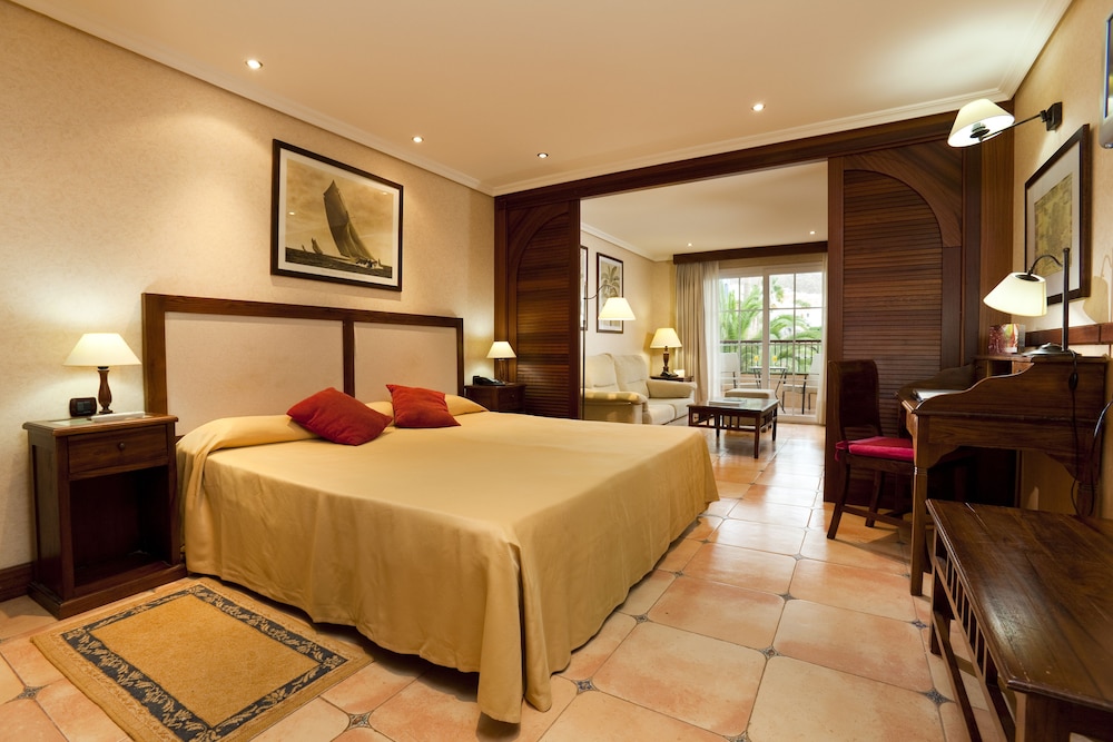 Paradise Park Fun Lifestyle Hotel 23/72