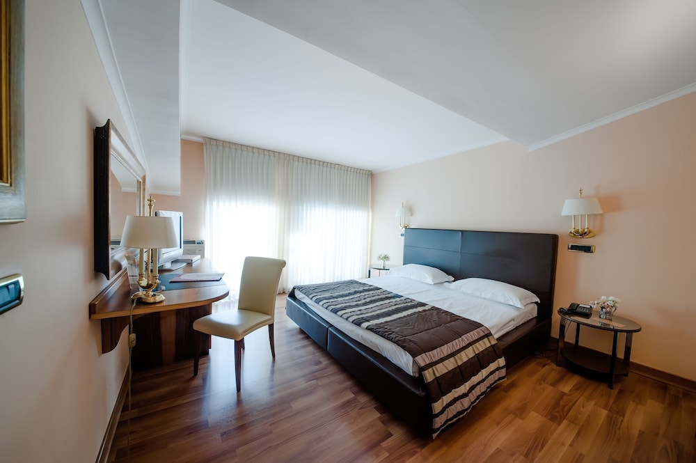 Hotel Villa Traiano 18/43