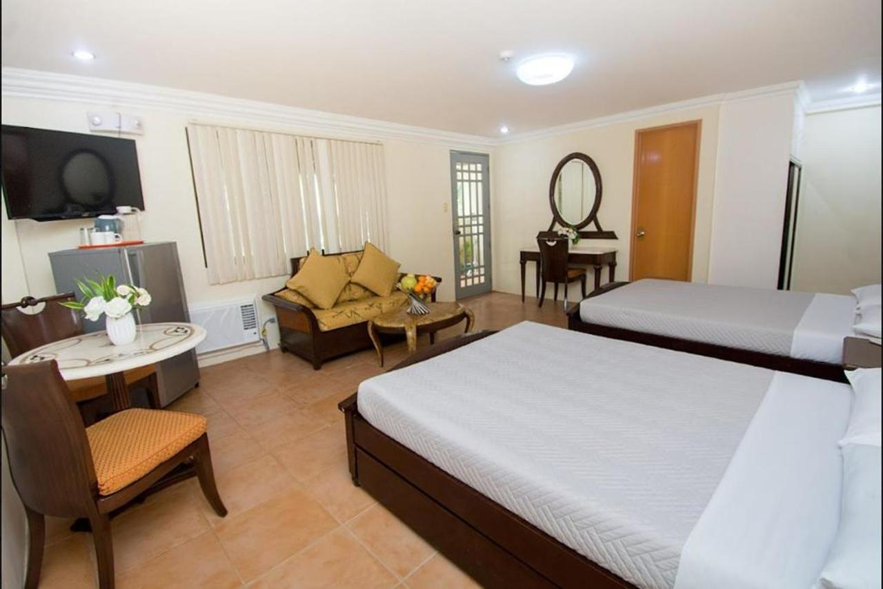 El Centro Beach Resort Boracay 5/10