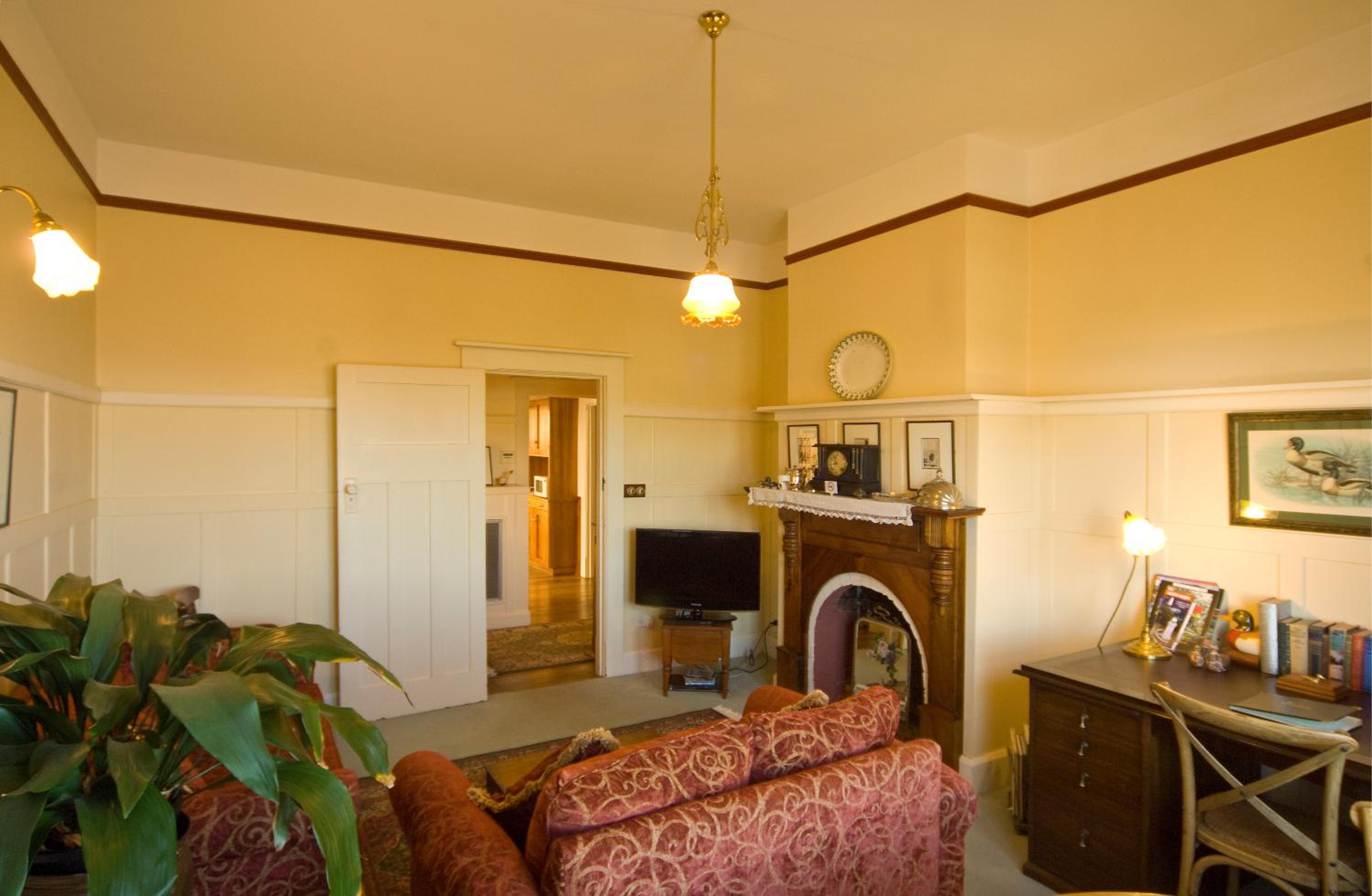 2 Bedrooms, Home
