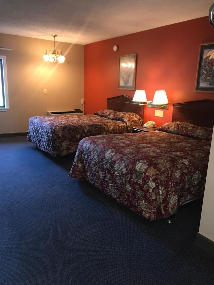 Red Carpet Inn 20/65