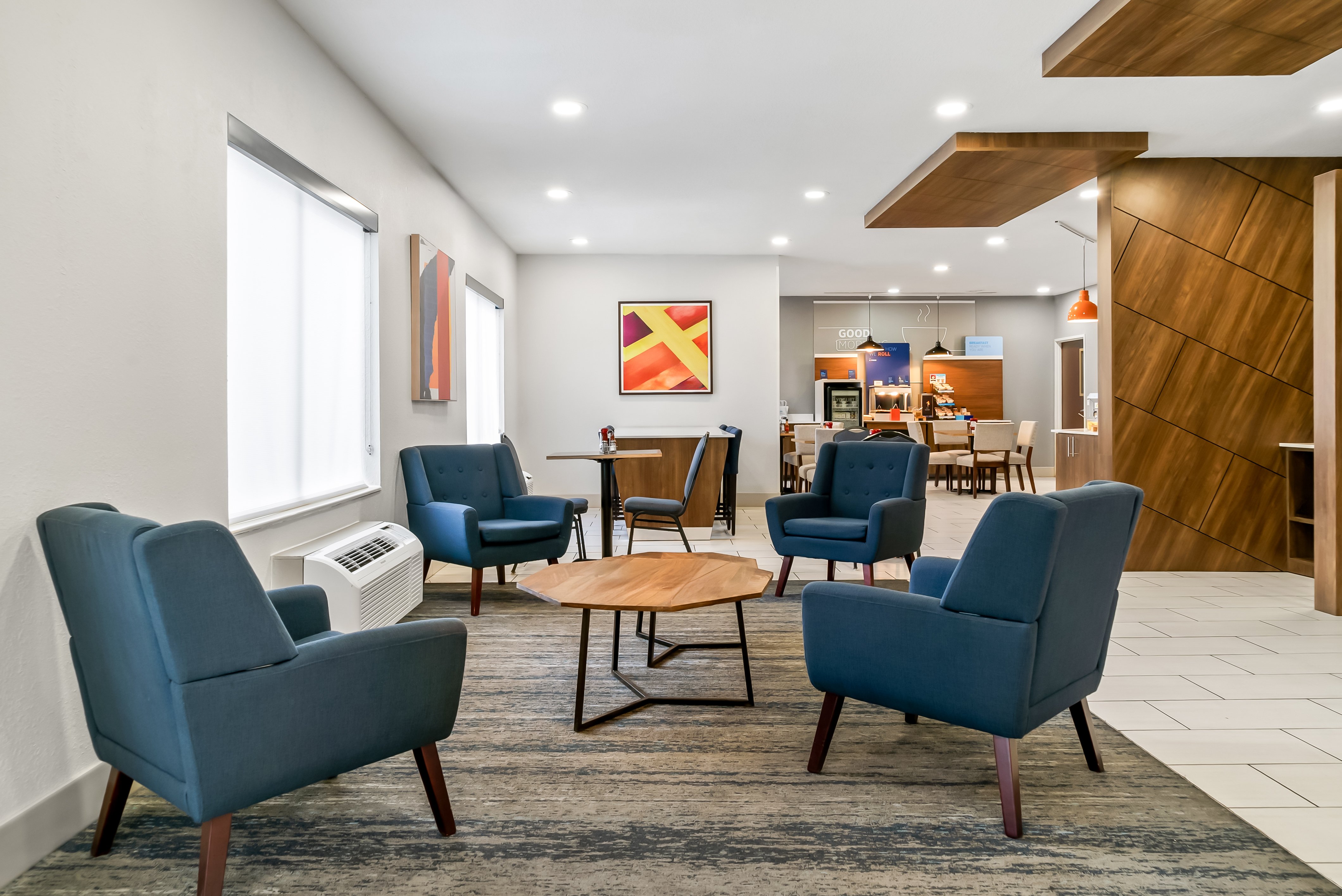 Holiday Inn Express Lapeer 63/71