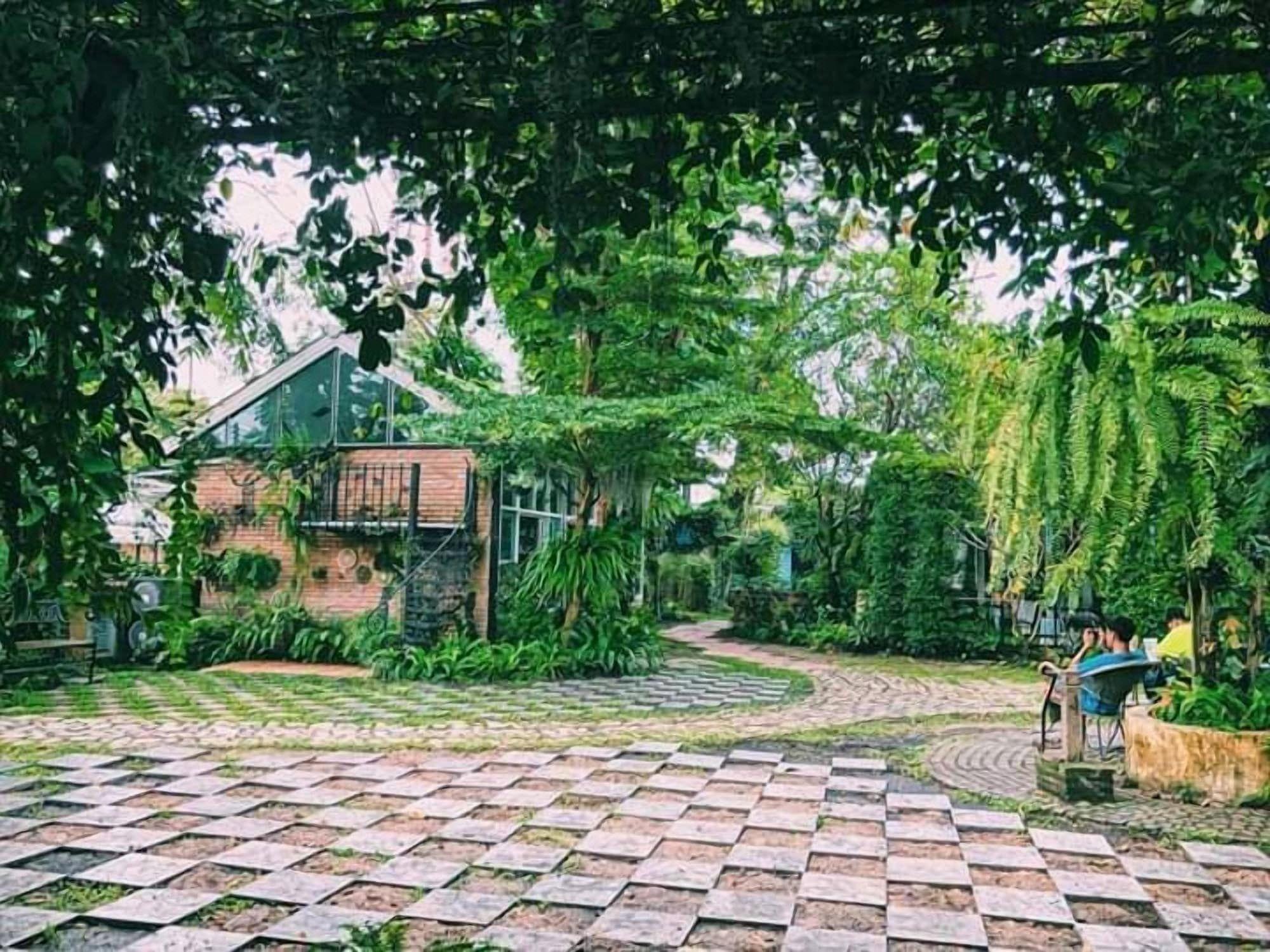 Ginger Bread House - Pet Lover Resort 21/23