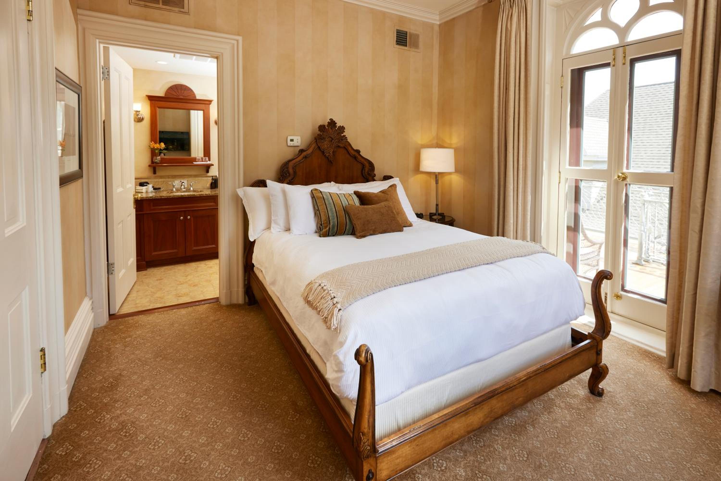 Mansion Hill Inn 33/62