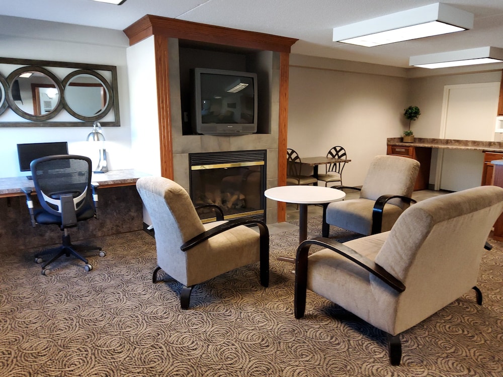 Klopfenstein Inn and Suites 13/34